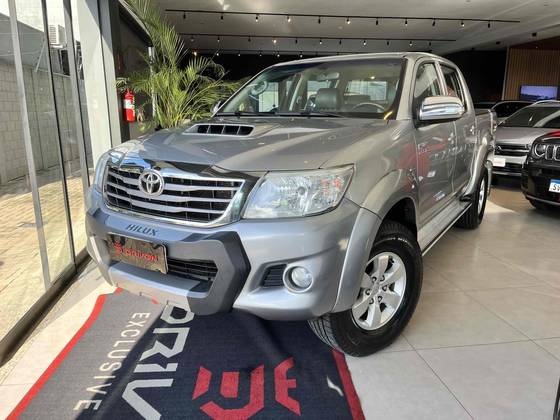 TOYOTA HILUX 3.0 SRV 4X4 CD 16V TURBO INTERCOOLER DIESEL 4P AUTOMÁTICO TOYOTA HILUX 3.0 SRV 4X4 CD 16V TURBO INTERCOOLER DIESEL 4P AUTOMÁTICO